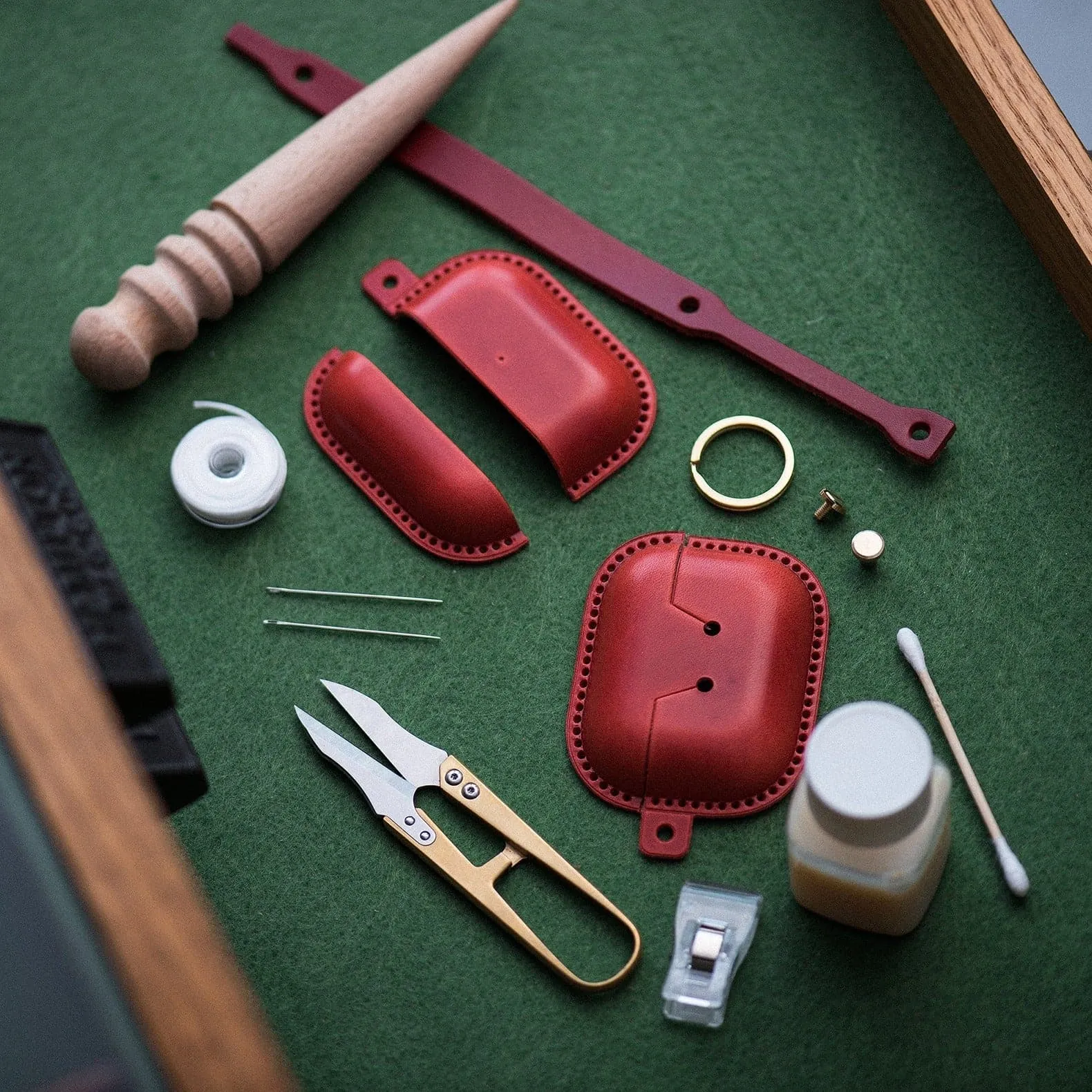 BABYLON™ Airpods Case Leather DIY Kit