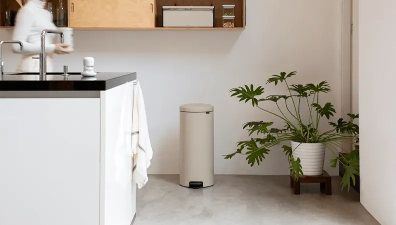 Brabantia Newlcon Pedal Bin 30 Litre - Soft Beige