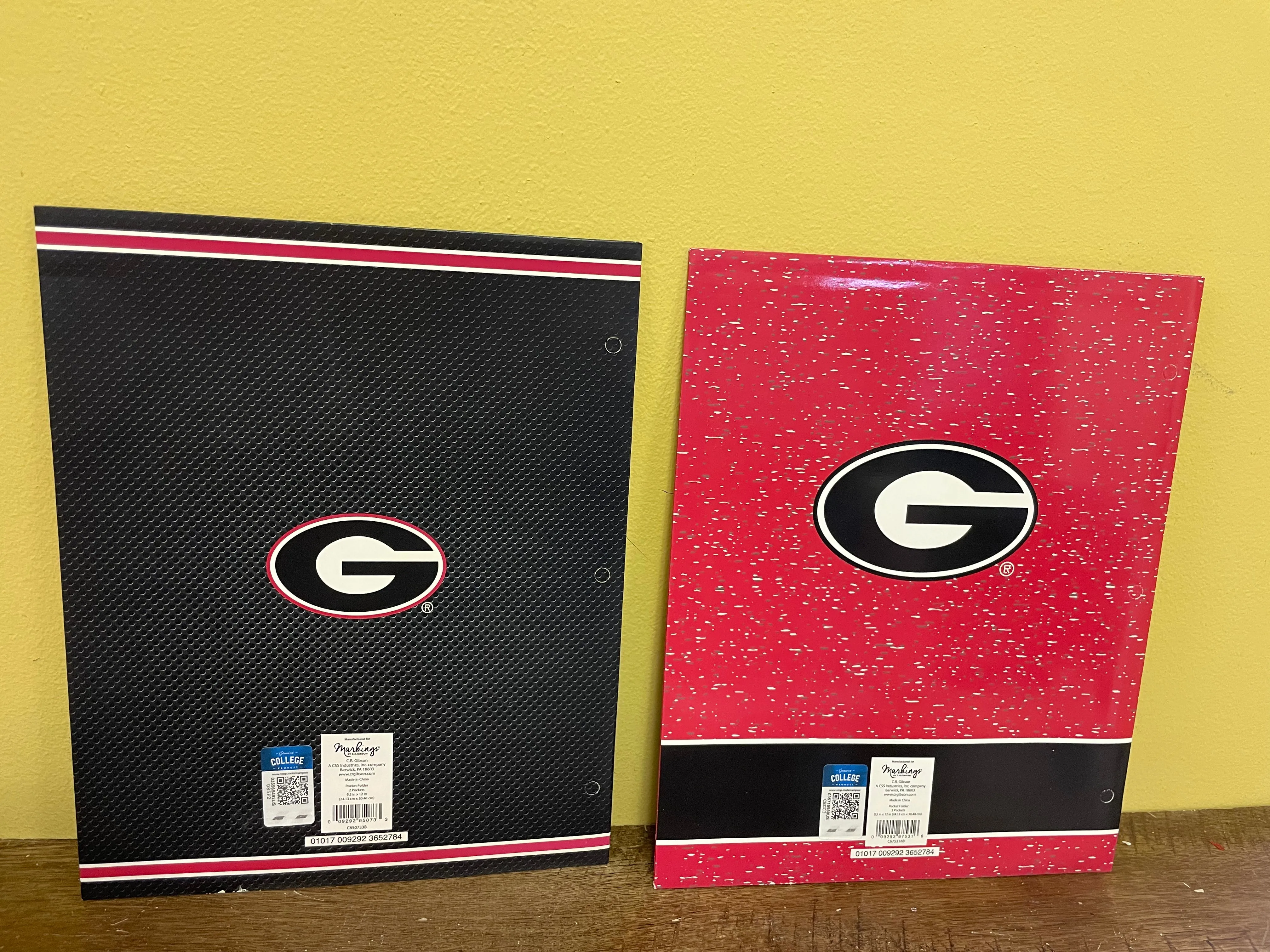 <€€ New Pair/Set of 2 University of Georgia Bulldogs Notebook 2 Pocket Binder File Folders