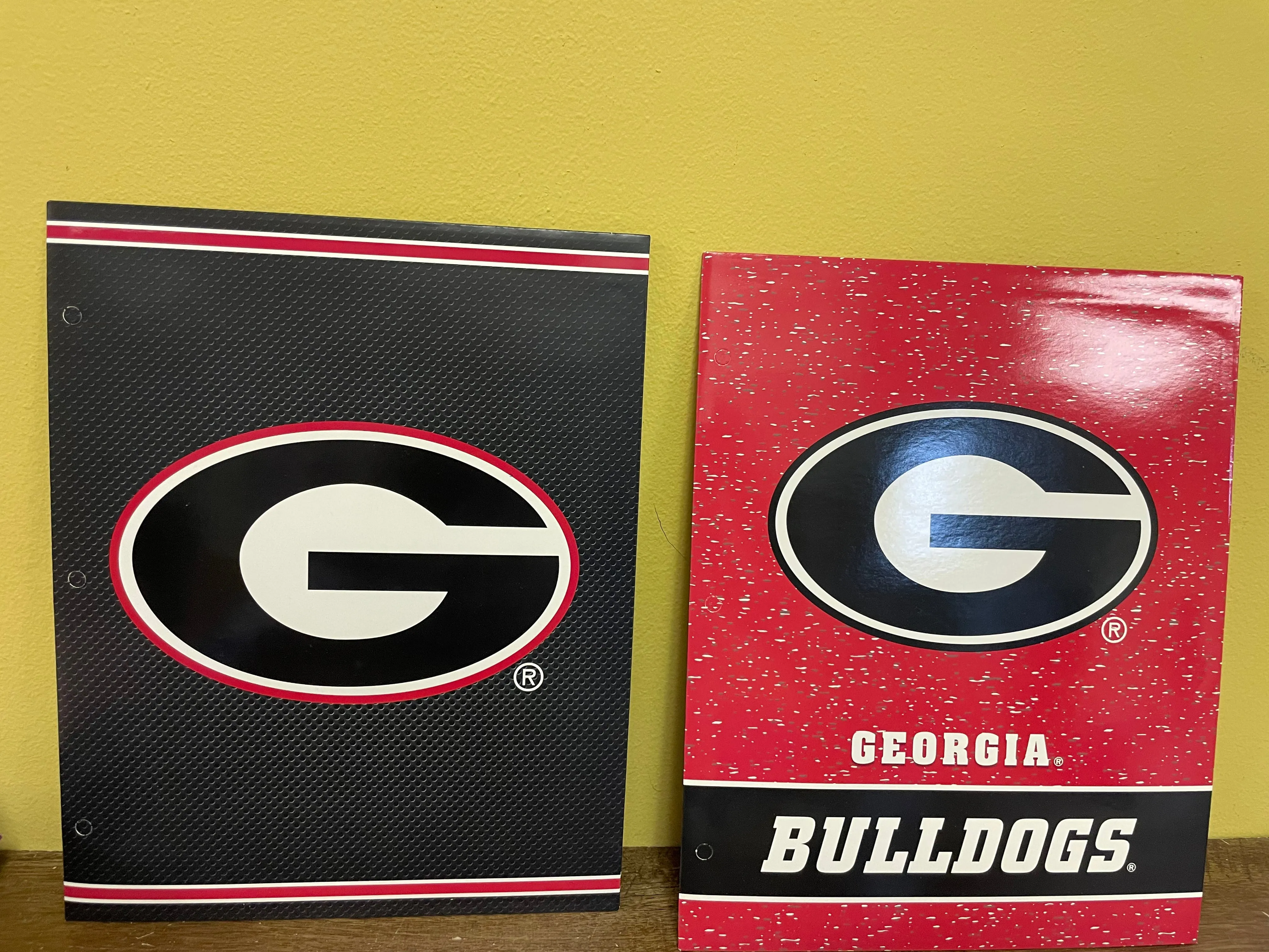 <€€ New Pair/Set of 2 University of Georgia Bulldogs Notebook 2 Pocket Binder File Folders