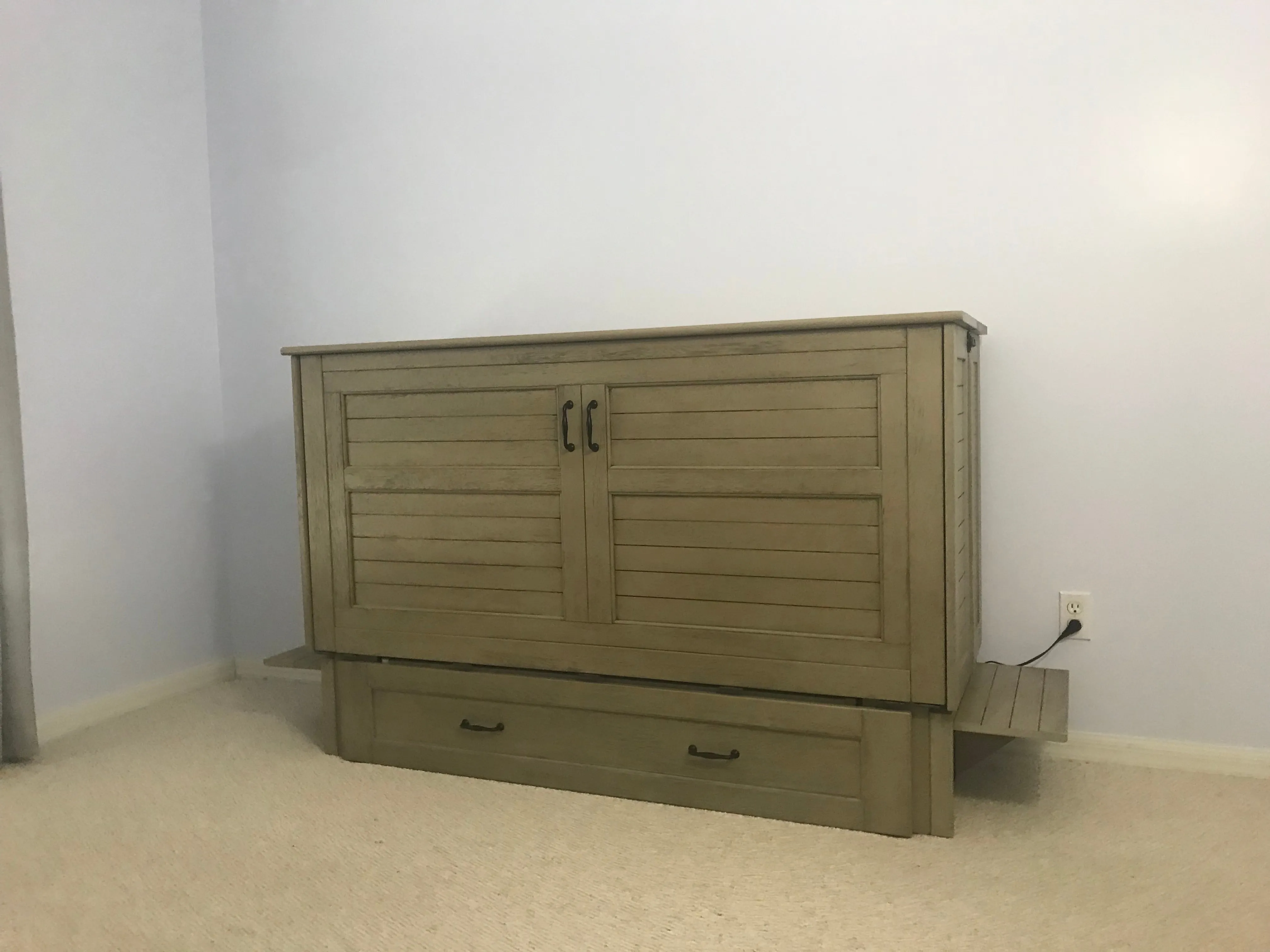 Poppy Murphy Cabinet Bed Queen Size