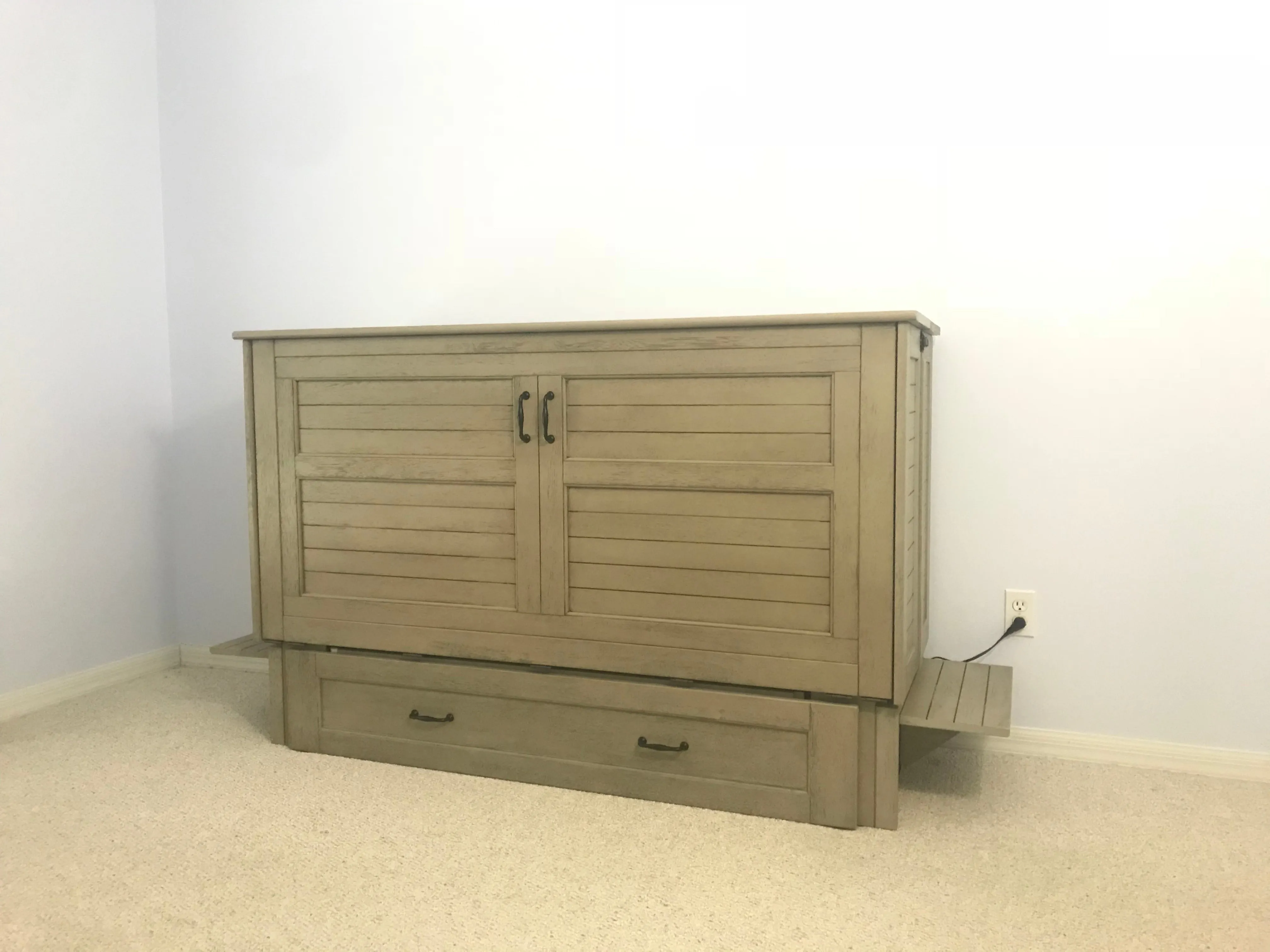 Poppy Murphy Cabinet Bed Queen Size